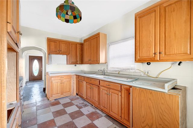 539 Green St, Brownsville, PA 15417