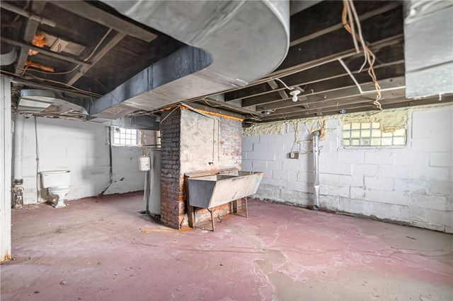 539 Green St, Brownsville, PA 15417