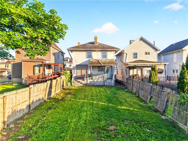 539 Green St, Brownsville, PA 15417
