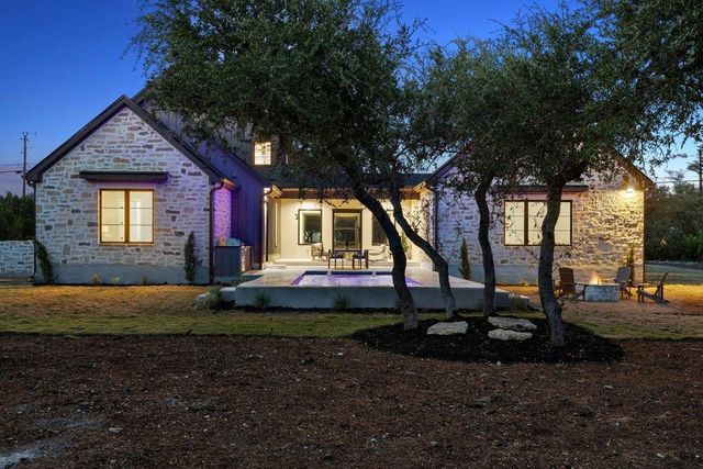 9207 Zyle RD, Austin, TX 78737