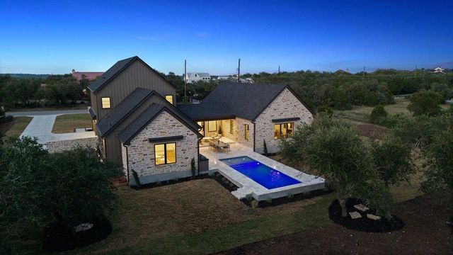 9207 Zyle RD, Austin, TX 78737