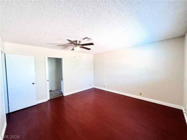 5009 Mesa View Drive, Las Vegas, NV 89120