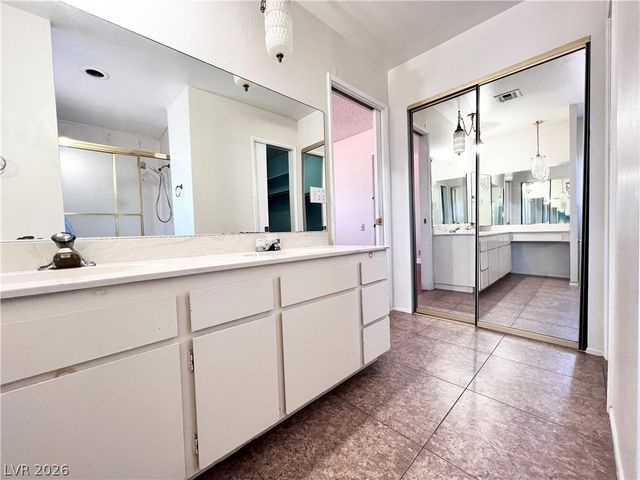 5009 Mesa View Drive, Las Vegas, NV 89120