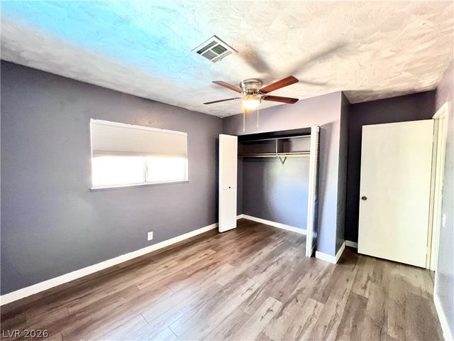 5009 Mesa View Drive, Las Vegas, NV 89120