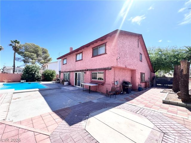 5009 Mesa View Drive, Las Vegas, NV 89120