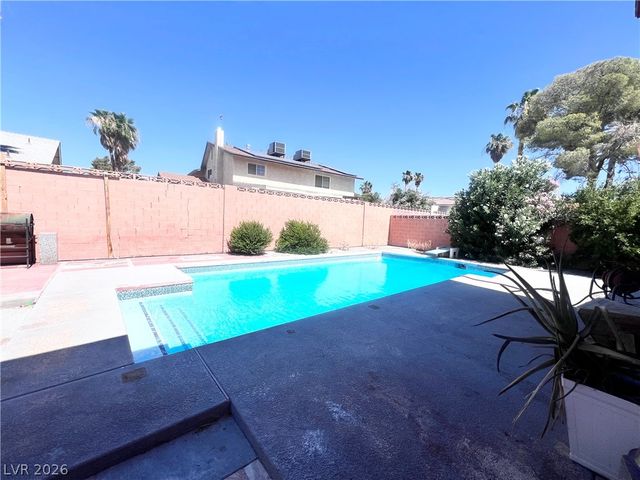 5009 Mesa View Drive, Las Vegas, NV 89120