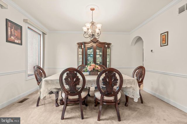 12 PAR AVE, Bensalem, PA 19020
