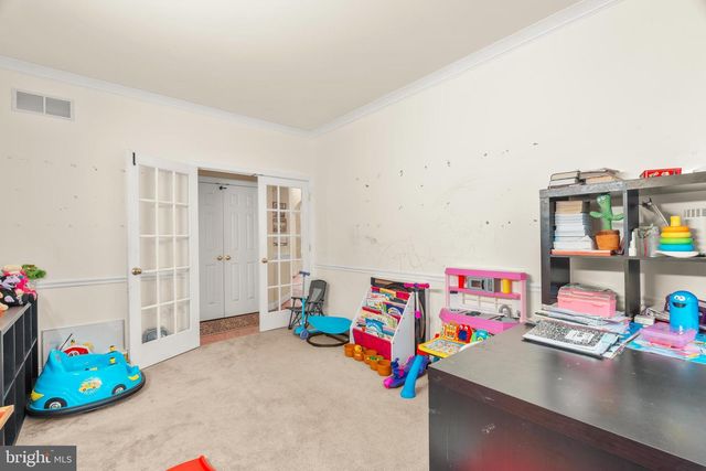 12 PAR AVE, Bensalem, PA 19020