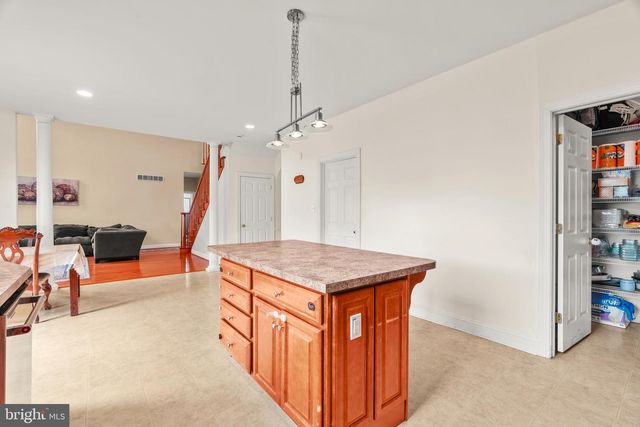 12 PAR AVE, Bensalem, PA 19020