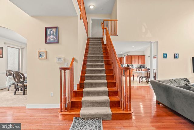 12 PAR AVE, Bensalem, PA 19020