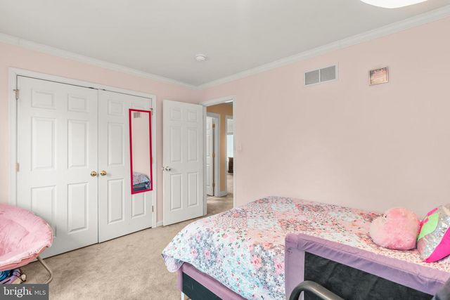 12 PAR AVE, Bensalem, PA 19020