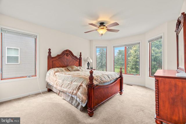 12 PAR AVE, Bensalem, PA 19020