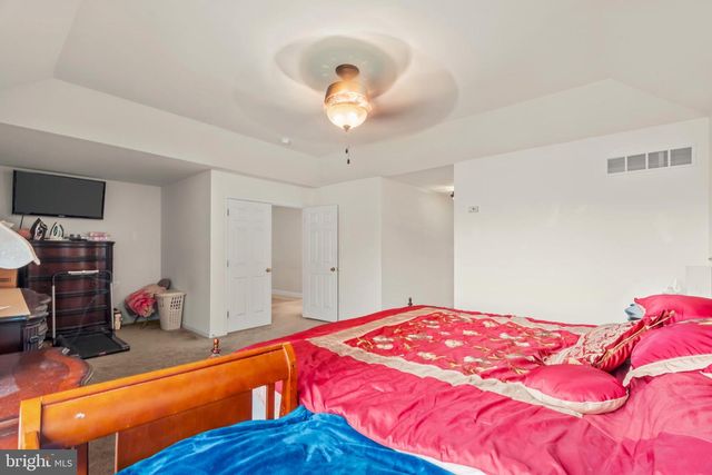 12 PAR AVE, Bensalem, PA 19020