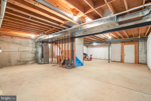 12 PAR AVE, Bensalem, PA 19020