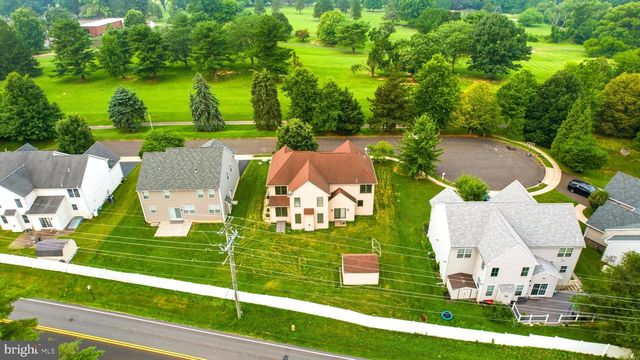 12 PAR AVE, Bensalem, PA 19020
