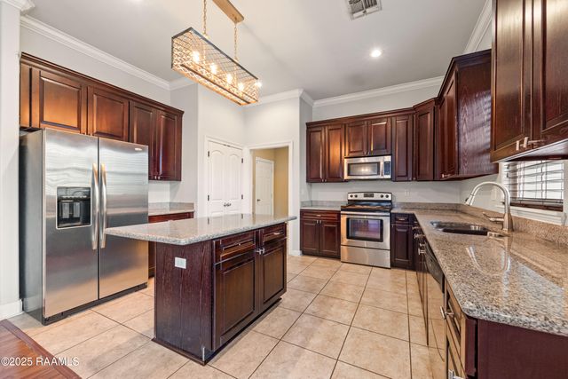 304 Norman Drive, Lafayette, LA 70501