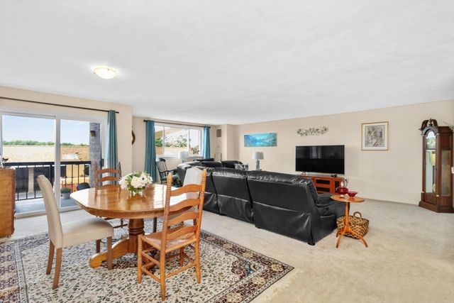 54 Broad Reach 105, Weymouth, MA 02191