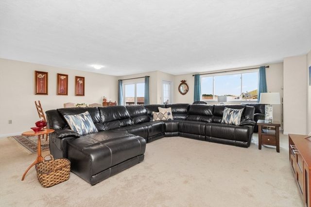 54 Broad Reach 105, Weymouth, MA 02191