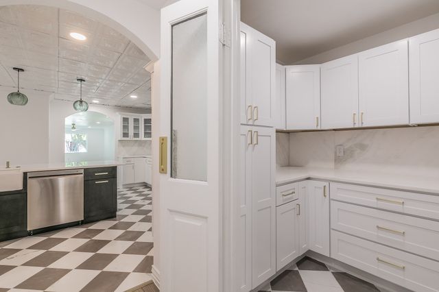 1812 Boyd Street, Dallas, TX 75224