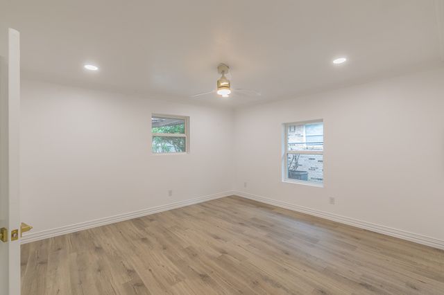 1812 Boyd Street, Dallas, TX 75224