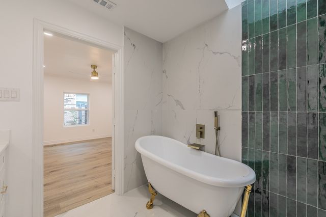 1812 Boyd Street, Dallas, TX 75224