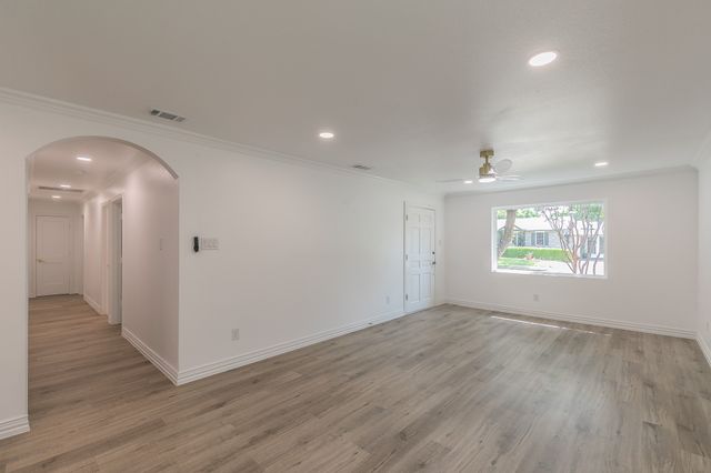 1812 Boyd Street, Dallas, TX 75224