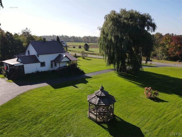 10017 Mallory Road, New Hartford, NY 13413