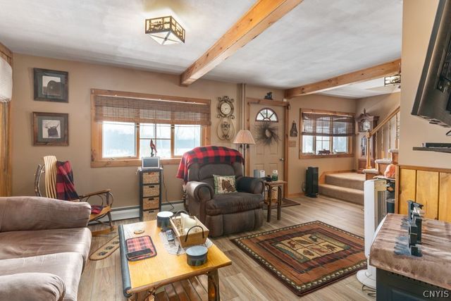 10017 Mallory Road, New Hartford, NY 13413