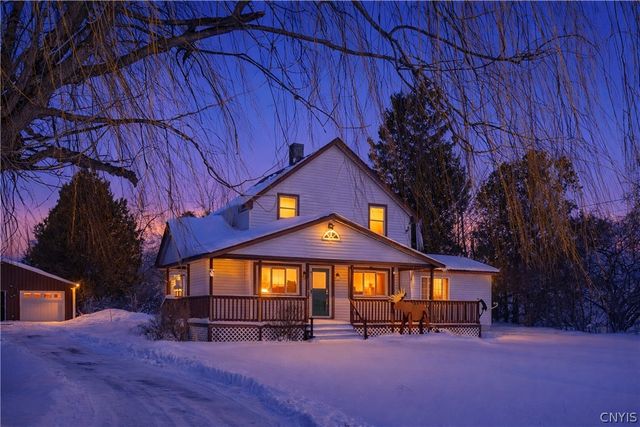 10017 Mallory Road, New Hartford, NY 13413