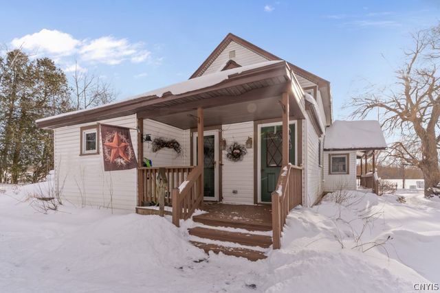 10017 Mallory Road, New Hartford, NY 13413