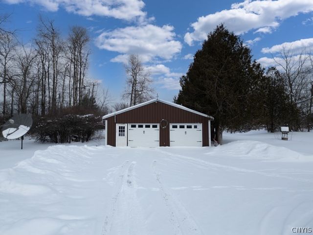 10017 Mallory Road, New Hartford, NY 13413