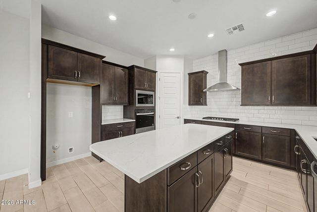 5128 E HELENA Drive, Scottsdale, AZ 85254