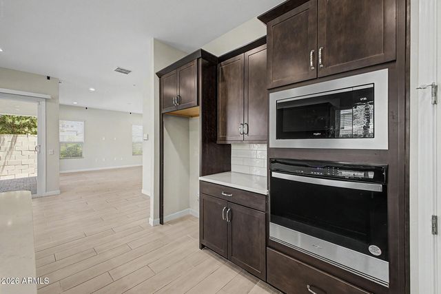 5128 E HELENA Drive, Scottsdale, AZ 85254