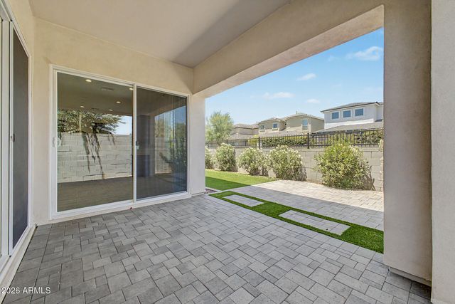 5128 E HELENA Drive, Scottsdale, AZ 85254