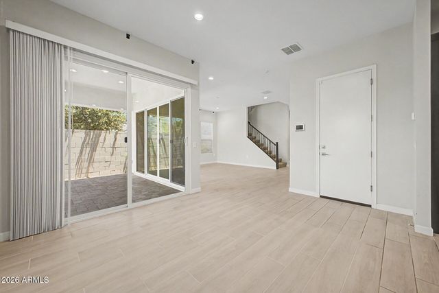 5128 E HELENA Drive, Scottsdale, AZ 85254