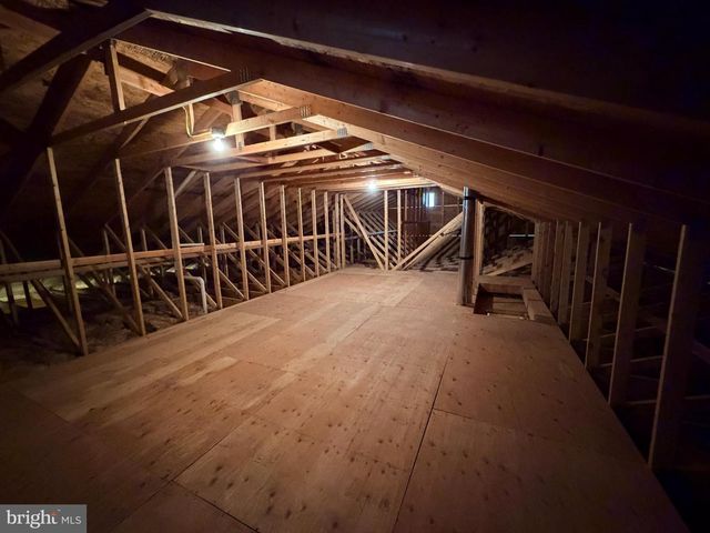 17 BROPHY DR, Ewing, NJ 08638