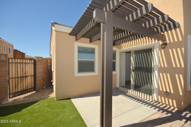 2223 S PONDEROSA Drive, Gilbert, AZ 85295