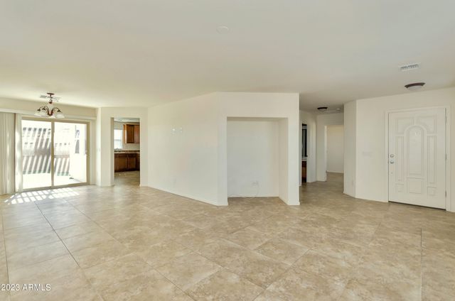 2223 S PONDEROSA Drive, Gilbert, AZ 85295