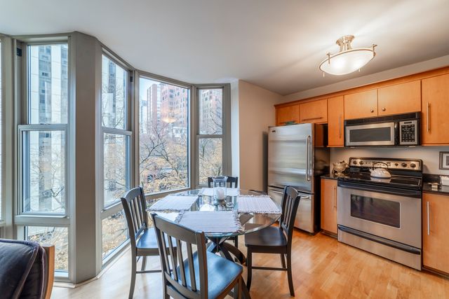 1340 N Dearborn Street 5C, Chicago, IL 60610