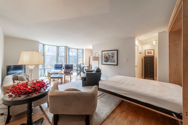 1340 N Dearborn Street 5C, Chicago, IL 60610