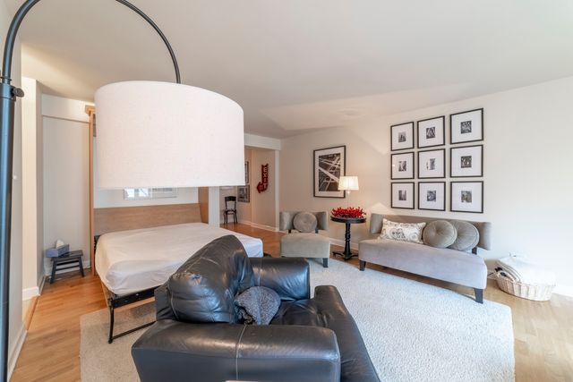 1340 N Dearborn Street 5C, Chicago, IL 60610