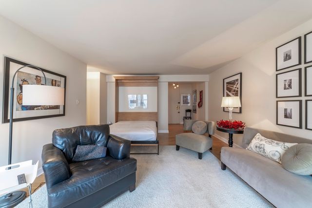 1340 N Dearborn Street 5C, Chicago, IL 60610