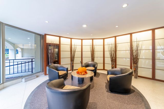 1340 N Dearborn Street 5C, Chicago, IL 60610