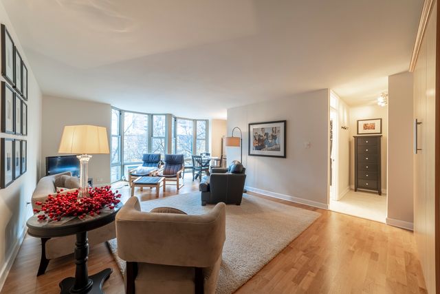 1340 N Dearborn Street 5C, Chicago, IL 60610