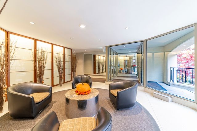 1340 N Dearborn Street 5C, Chicago, IL 60610