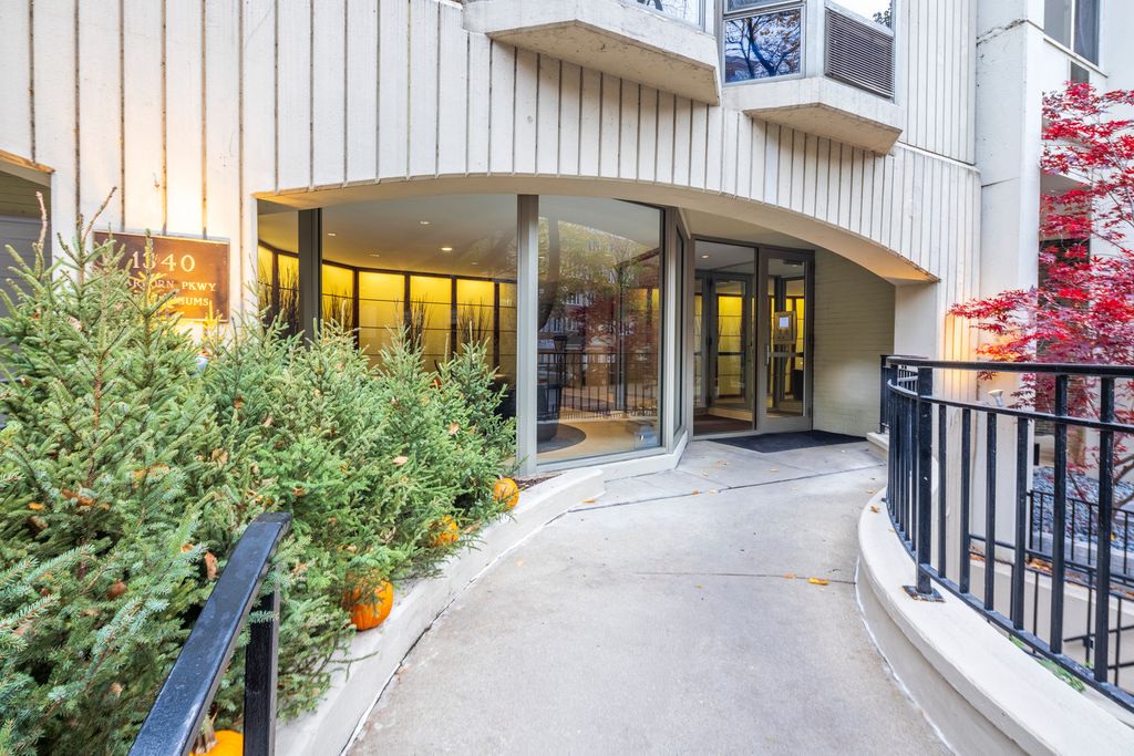 1340 N Dearborn Street 5C, Chicago, IL 60610