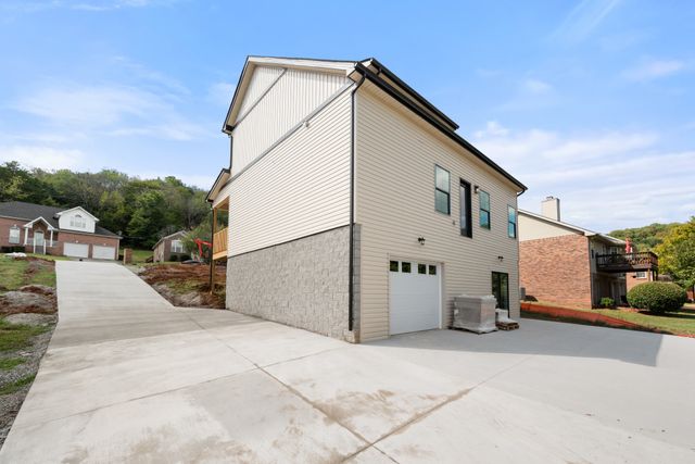 4729 Indian Summer Dr, Nashville, TN 37207