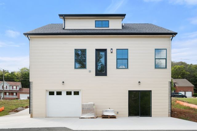 4729 Indian Summer Dr, Nashville, TN 37207
