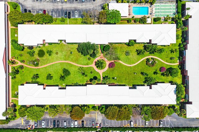 300 NE 20th Street 308, Boca Raton, FL 33431