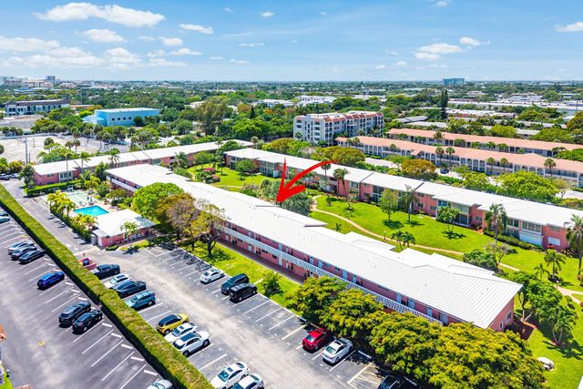 300 NE 20th Street 308, Boca Raton, FL 33431